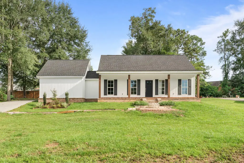 1131 E. Lakeshore Dr., Carriere, MS 39426 - #1