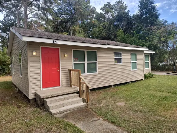 123 JORDAN MCQUEEN, Picayune, MS 39466