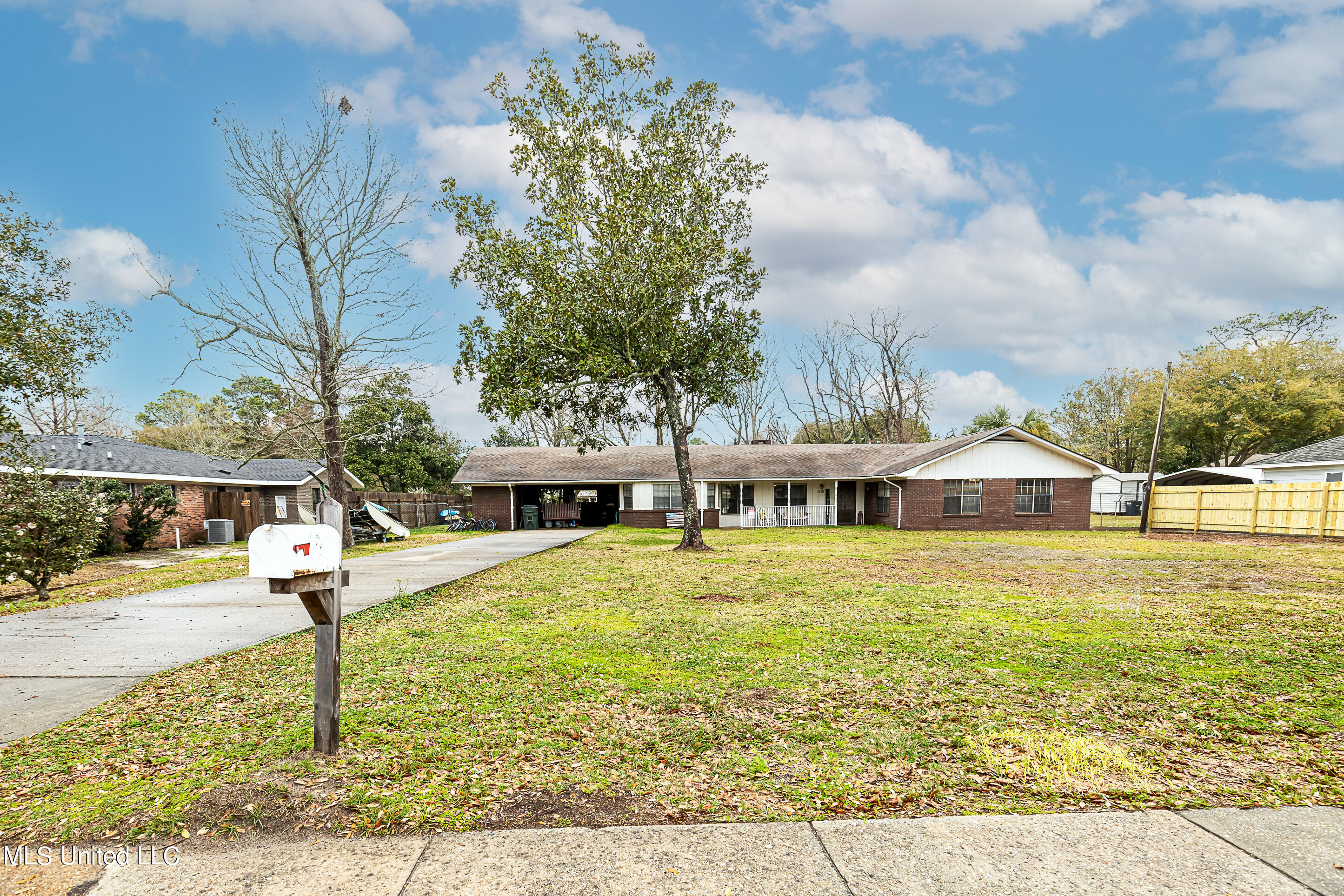 1419 Porter Avenue Ocean Springs MS 39564 ERA