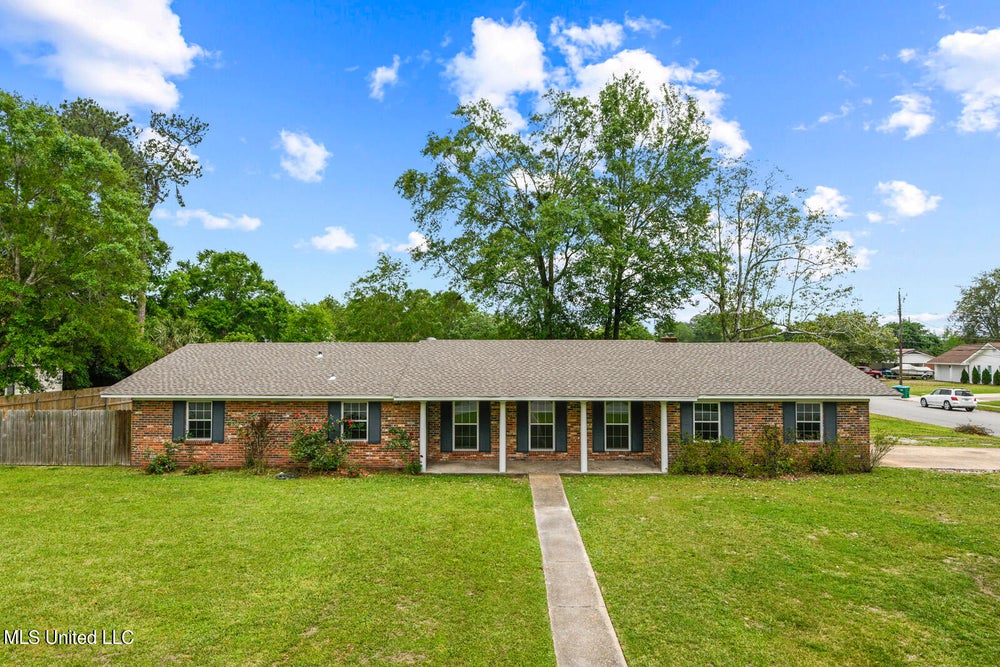 1200 Lancelot Lane, Ocean Springs, MS 39564 ERA