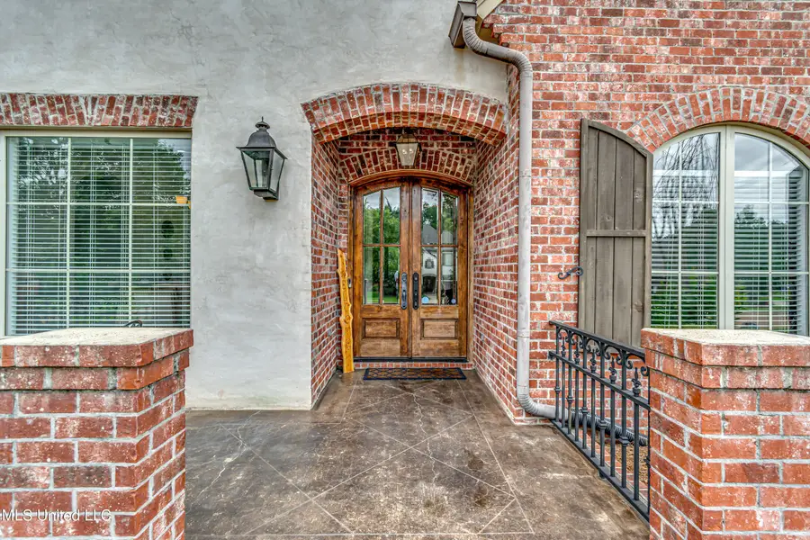 116 Carrington Drive, Madison, MS 39110 - Image #2