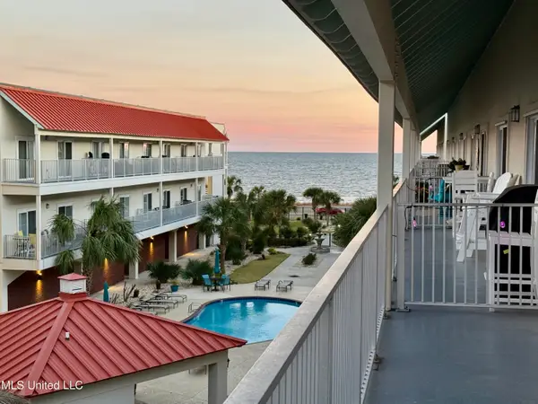 1453 E Beach Boulevard, Pass Christian, MS 39571