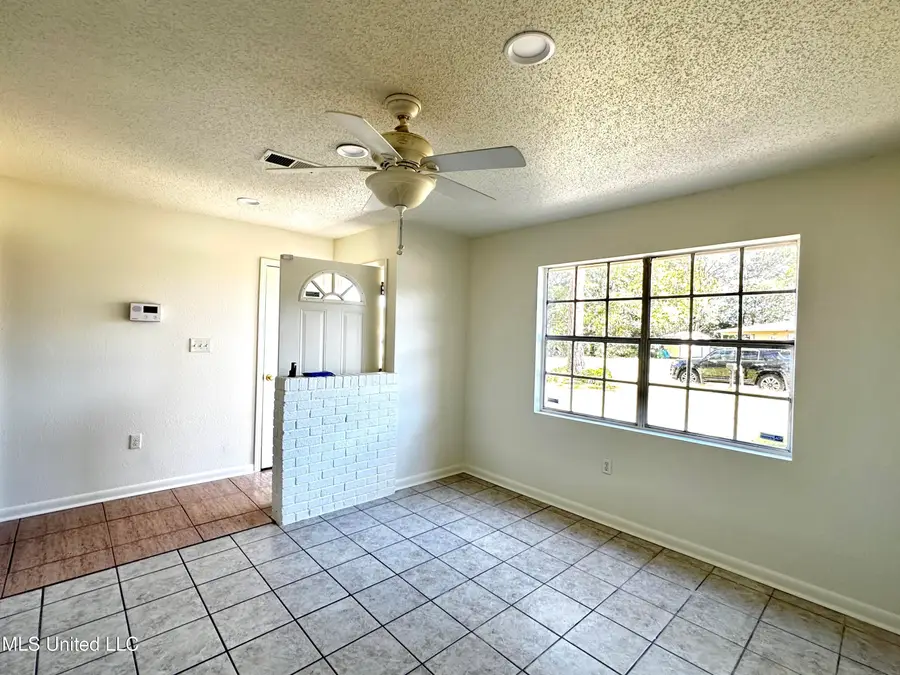 4813 King James Drive, Pascagoula, MS 39581 - #2
