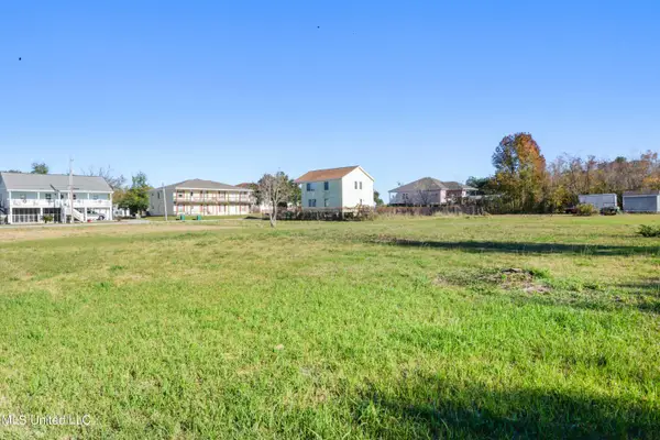 310 Perron Street, Waveland, MS 39576