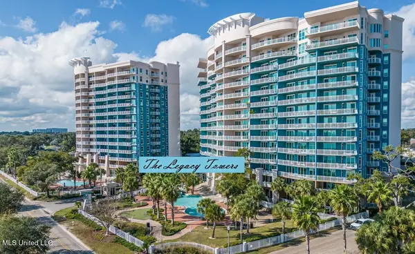 2230 Beach Drive, Gulfport, MS 39507