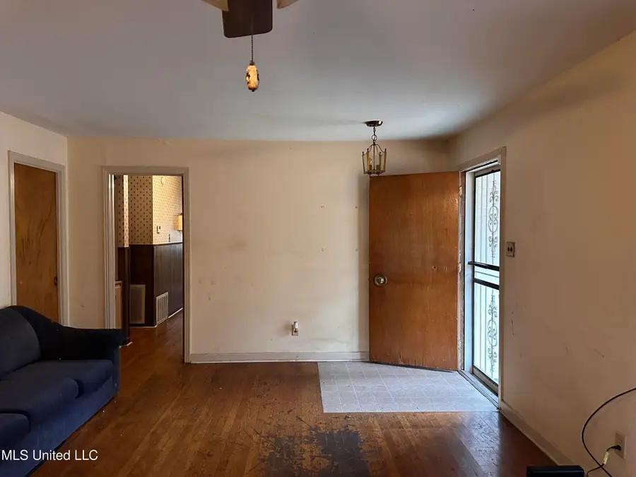 2238 Alta Woods Terrace, Jackson, MS 39204 - Image #3