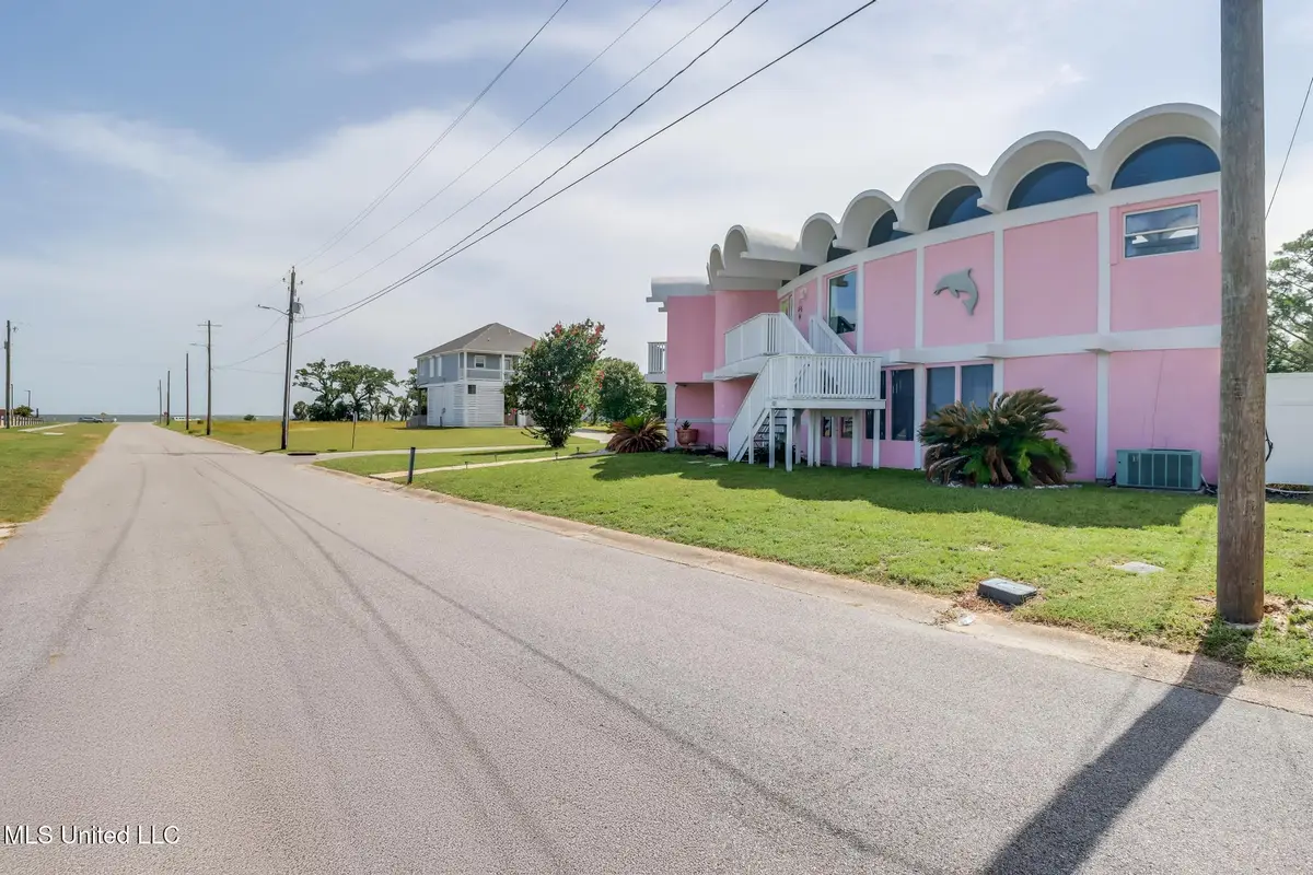 101 Hayden Avenue, Pass Christian, MS 39571 - #1