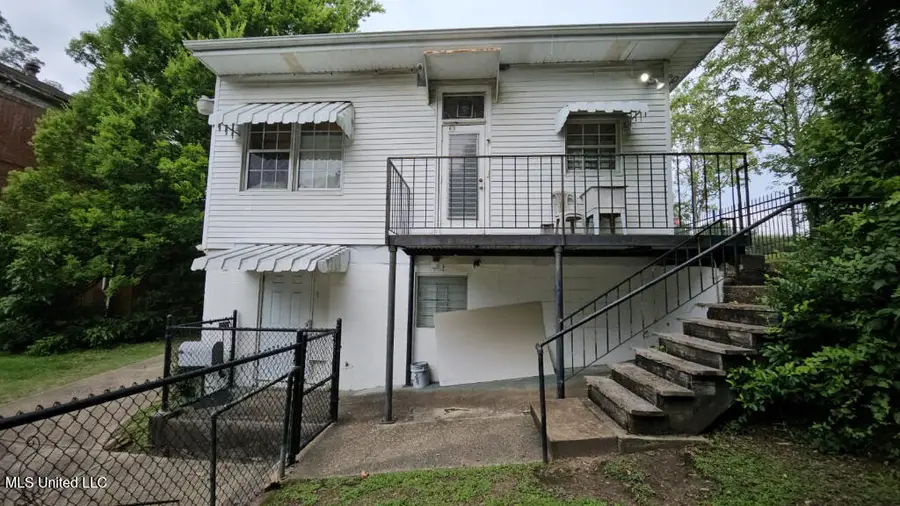 1711 Cherry Street, Vicksburg, MS 39180 - Image #2