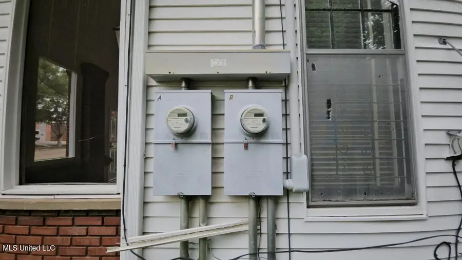 1711 Cherry Street, Vicksburg, MS 39180 - Image #3