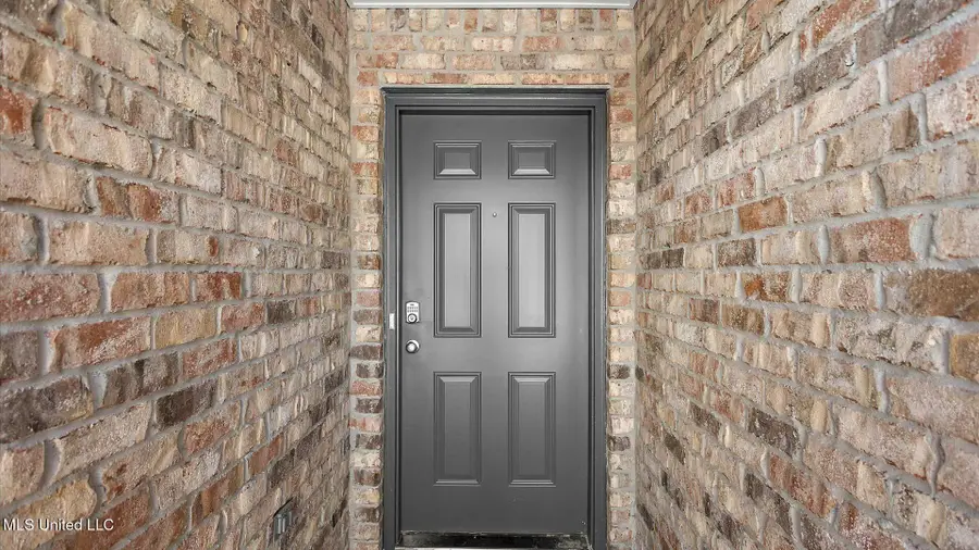 104 Lucas Court, Byram, MS 39272 - Image #2