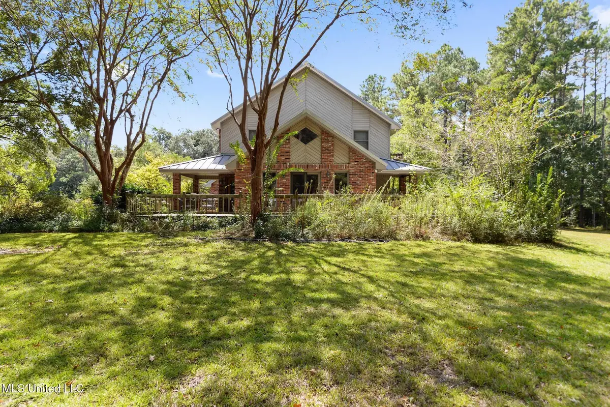 22 Nottoway Drive, Picayune, MS 39466 - #1