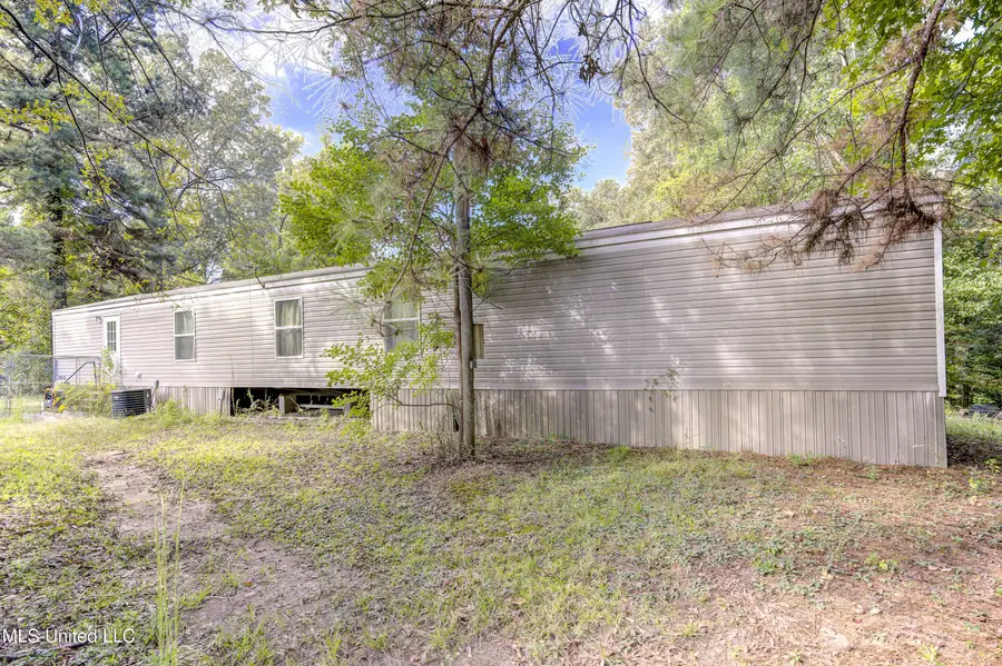 320 Roy Young Road, Vicksburg, MS 39183 - Image #2