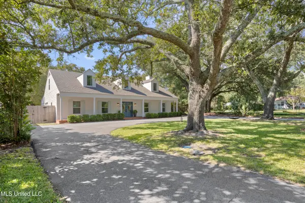 2 Nelson Lane, Pass Christian, MS 39571