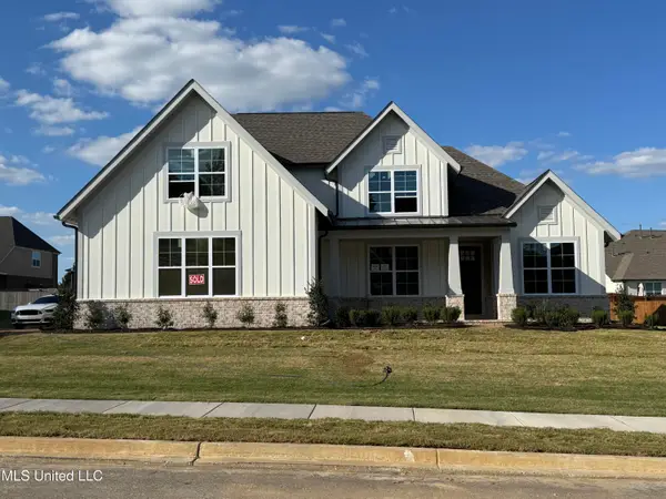 9548 Mcelroy Farms Drive, Olive Branch, MS 38654