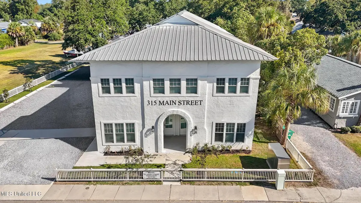 315 Main Street, Bay Saint Louis, MS 39520 - Image #1