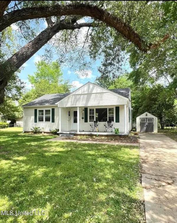 203 Brooklyn Drive, Natchez, MS 39120