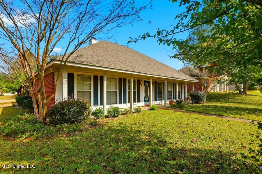 2046 S Cobblestone Cove, Brandon, MS 39042 - Image #2