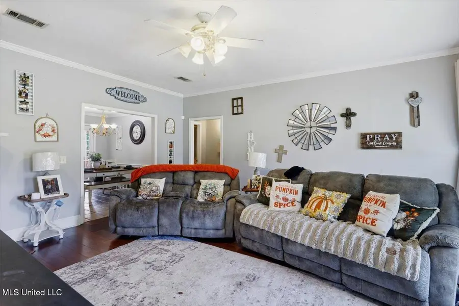 2046 S Cobblestone Cove, Brandon, MS 39042 - Image #3