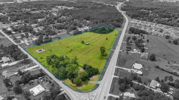 14500 Mcclellan Road, Biloxi, MS 39532