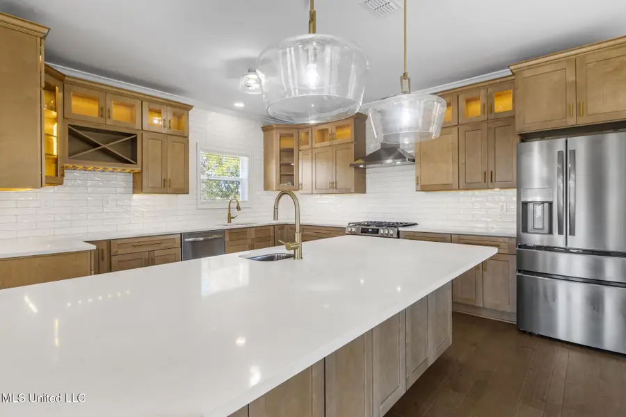 378 Howard Avenue, Biloxi, MS 39530 - Image #3