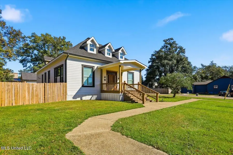 552 E First Street, Forest, MS 39074 - Image #2