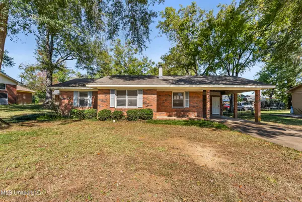 690 Cox Avenue, Holly Springs, MS 38635