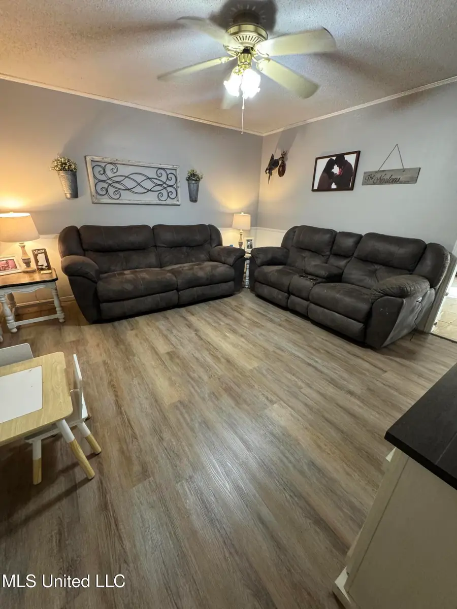 1733 Coral Hills Drive, Southaven, MS 38671 - Image #2