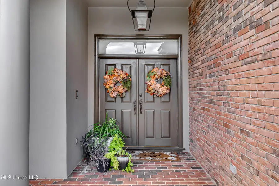 9 Autumn Hill Cove, Jackson, MS 39211 - Image #2