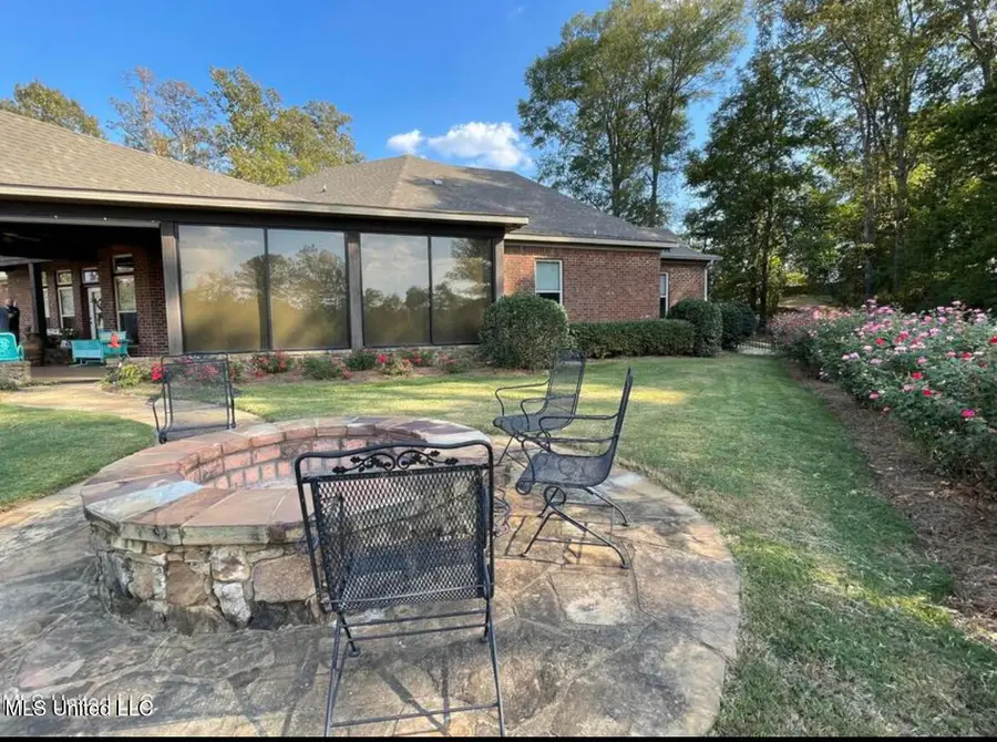 1081 Holly Bush Road, Brandon, MS 39047 - Image #2