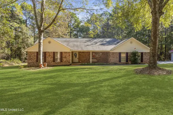 304 Boggy Hollow Road, Purvis, MS 39475