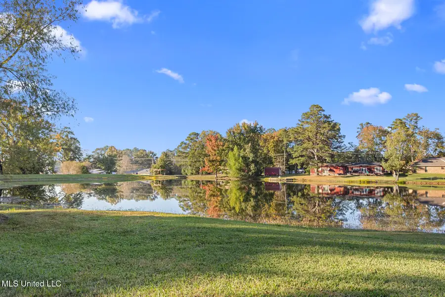 110 Pine Hill Circle, Florence, MS 39073 - Image #3