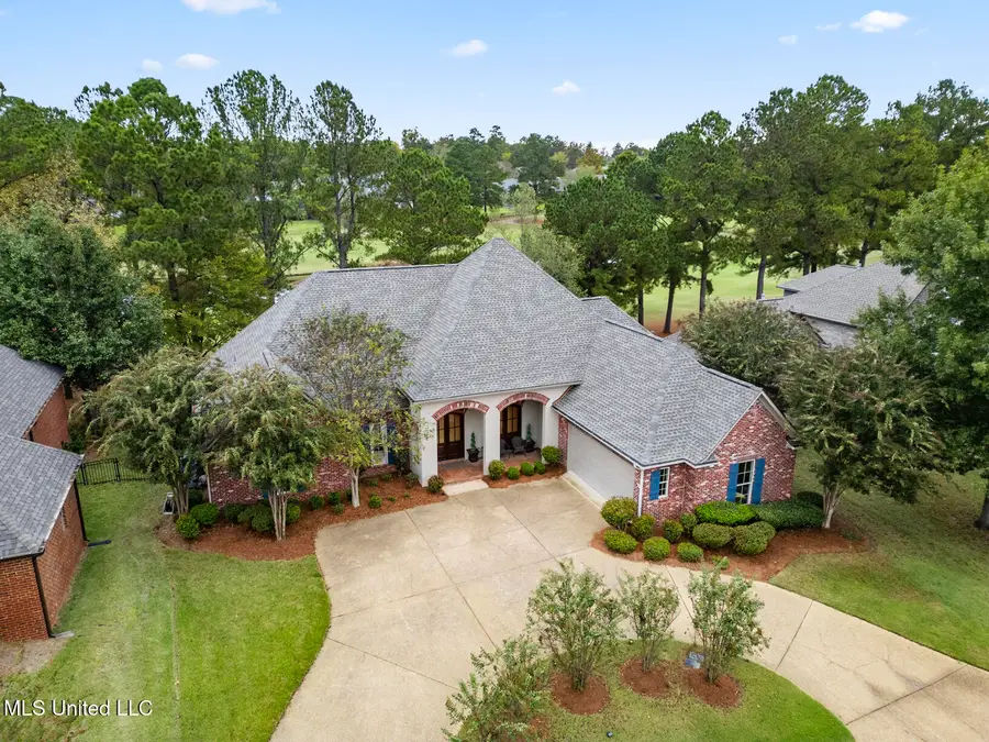 166 Woodlands Glen Circle, Brandon, MS 39047 - Image #2