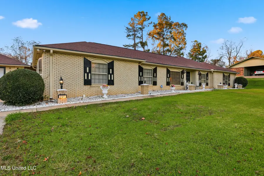 206 Plantation Drive, Vicksburg, MS 39183 - Image #2
