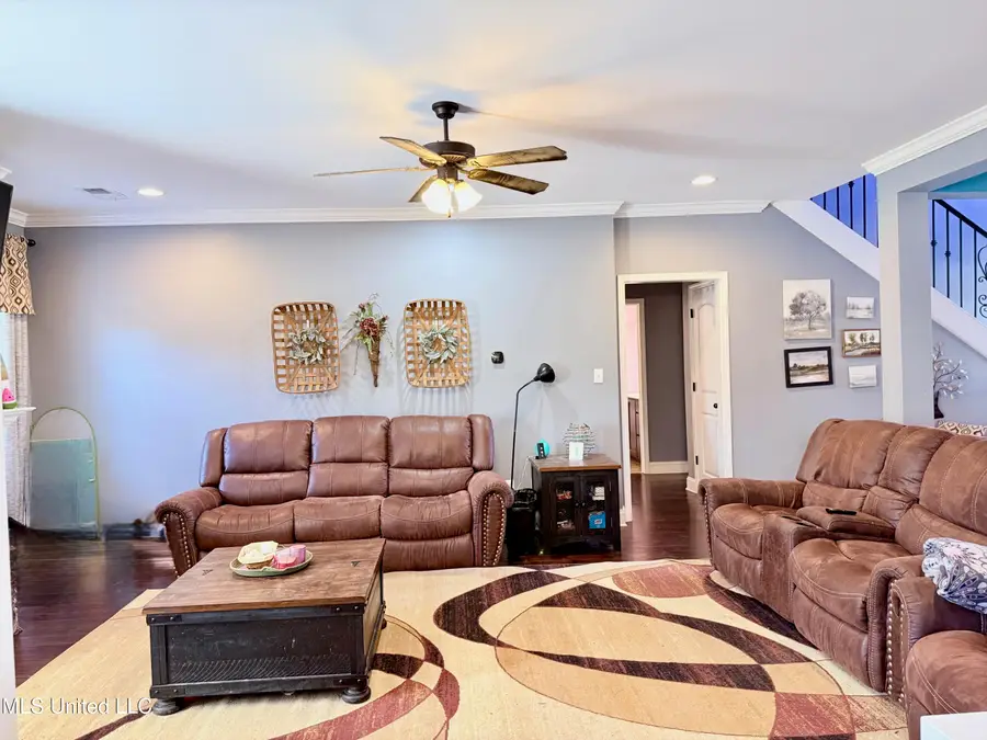 5540 E Pinetree Loop, Southaven, MS 38672 - Image #3