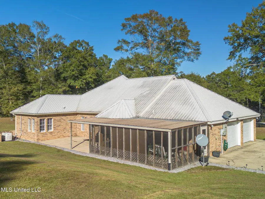 56 Kelly Rose Lane, McHenry, MS 39561 - Image #3