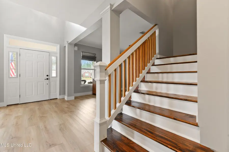 55 Lakeview Drive, Ocean Springs, MS 39564 - Image #3