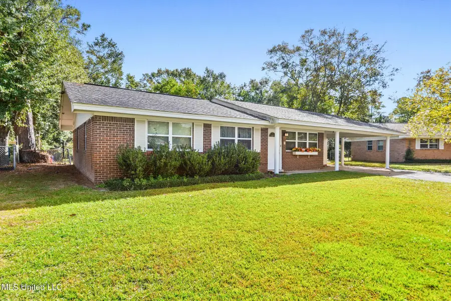6217 Browning Drive, Ocean Springs, MS 39564 - Image #2