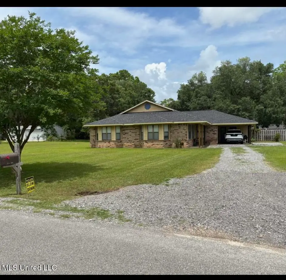 6105 Mccormack Road, Moss Point, MS 39562 - Image #1