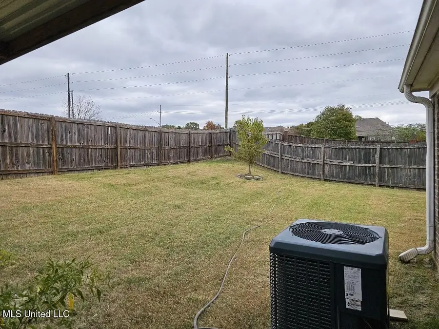 2976 Dawkins Cove Court, Southaven, MS 38672 - Image #3
