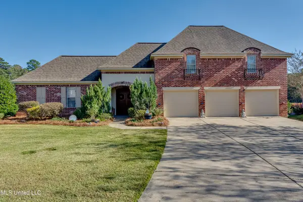 132 Woodlands Glen Circle, Brandon, MS 39047
