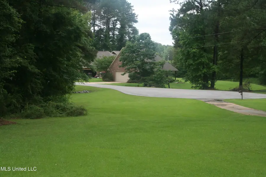 304 Whitetail Court, Florence, MS 39073 - Image #2