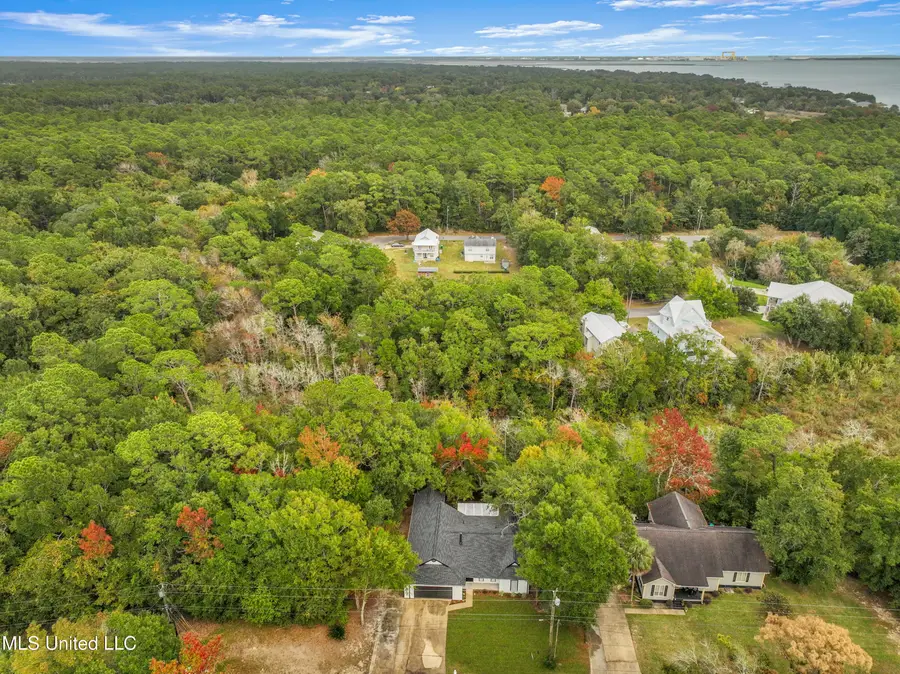 1528 Barracuda Drive, Gautier, MS 39553 - Image #2