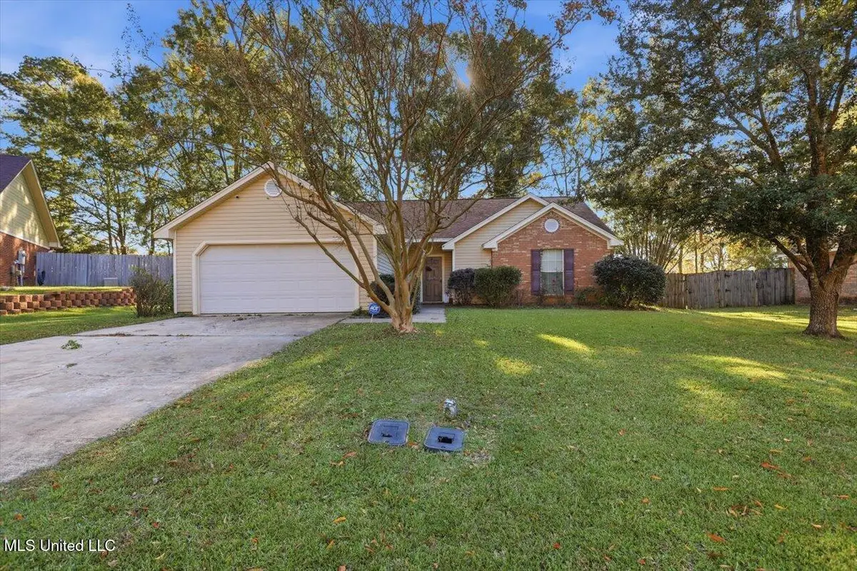 115 Eastwood Circle, Florence, MS 39073 - Image #1