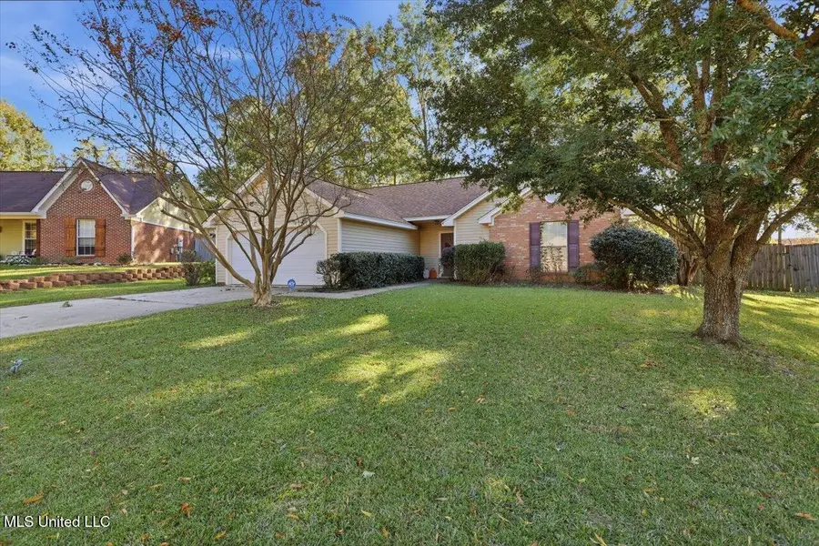 115 Eastwood Circle, Florence, MS 39073 - Image #2