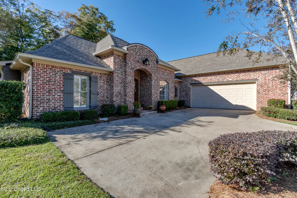 129 Victoria Place, Madison, MS 39110 - Image #1