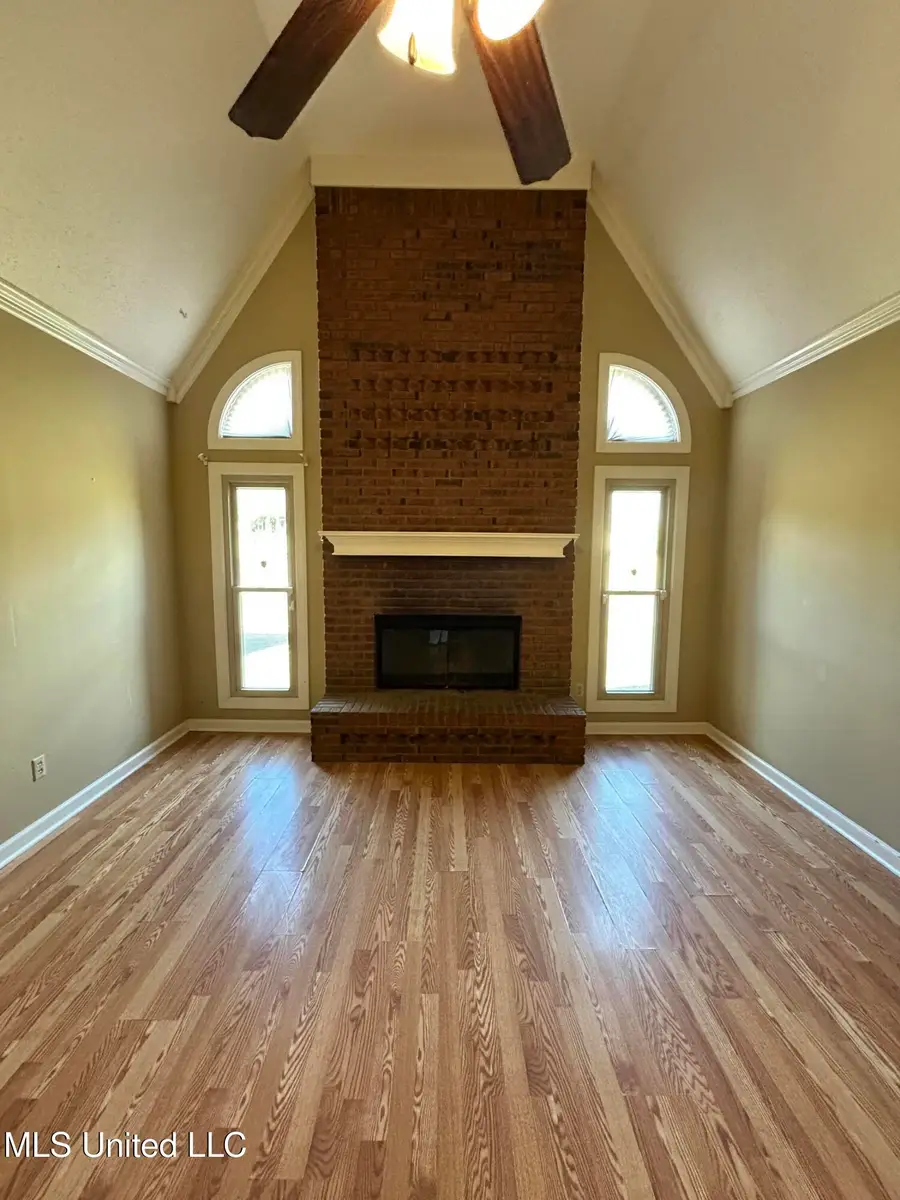 7264 Flower Creek Drive, Southaven, MS 38671 - Image #2