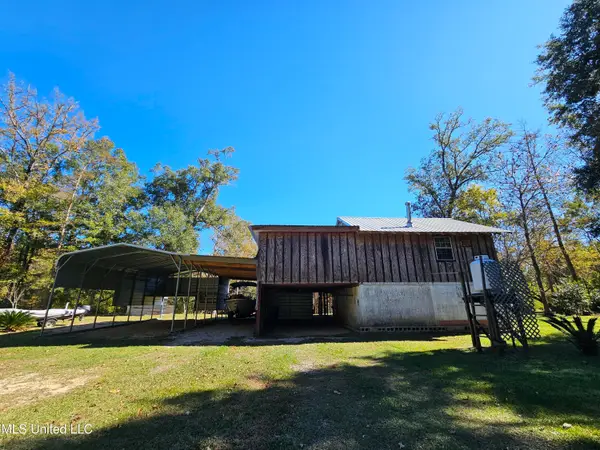 146 Oak Point Road, Picayune, MS 39466