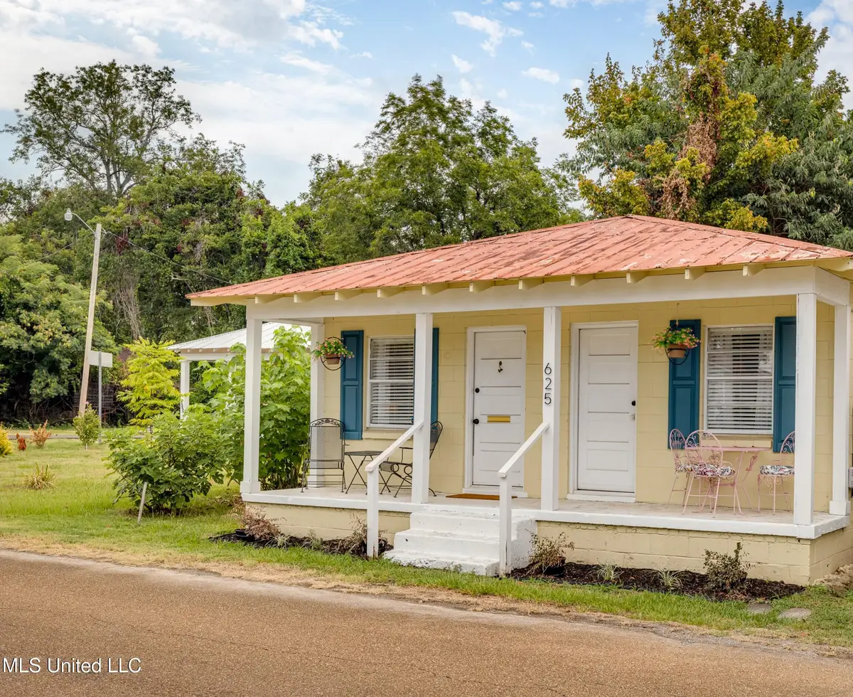 625 N Wall Street, Natchez, MS 39120 - Image #1