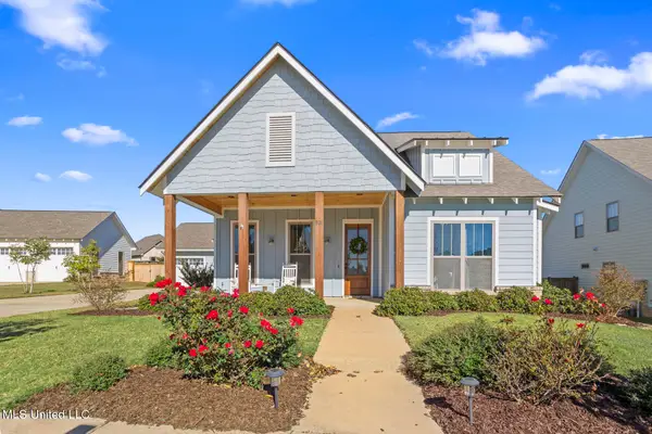 806 Long Leaf Circle, Brandon, MS 39042