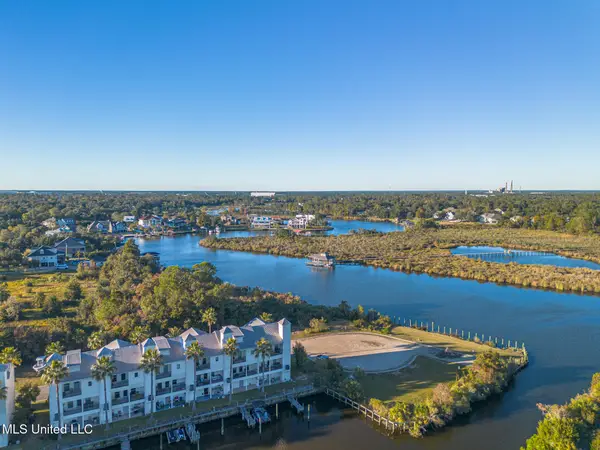 1400 Mill Road, Gulfport, MS 39507